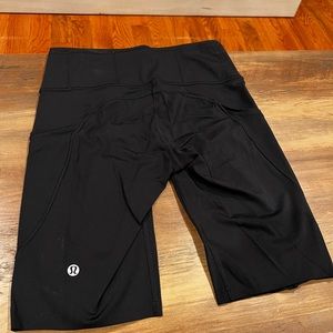 Lululemon Fast and Free High-Rise Short 10”- size 6
